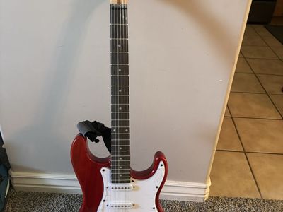 Really nice Lyx electric guitar in great condition