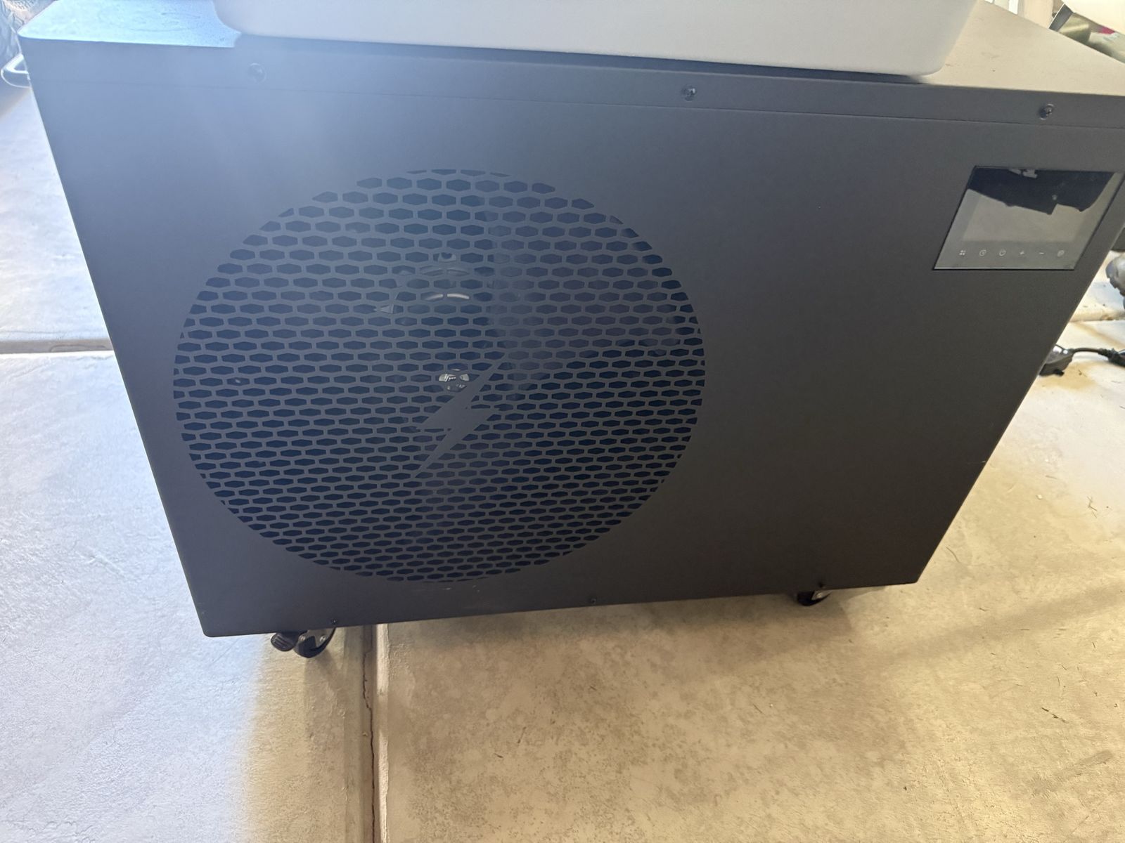 Broken Cold Plunge Chiller – For Parts or Repair