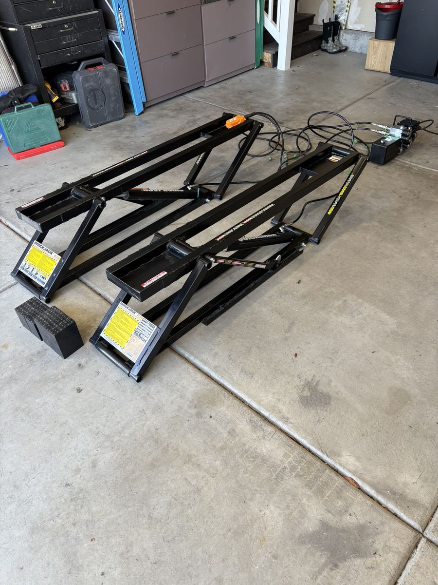 QUICKJACK 7000TL Portable Car Lift with 110V Power Unit