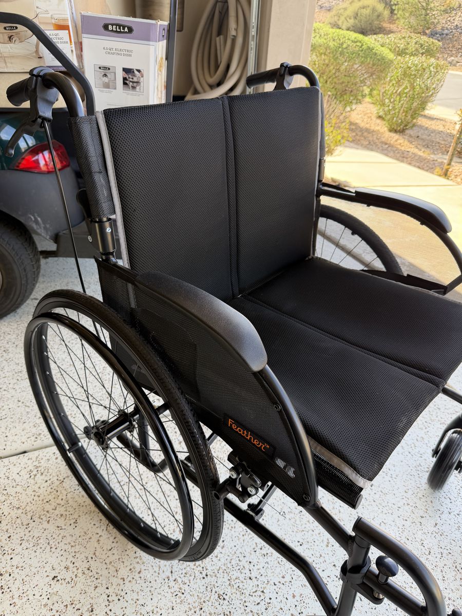 Chair on Wheels (lightweight, limit 450LBs)