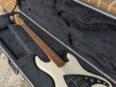 1991 JP90 Fender USA Bass Guitar