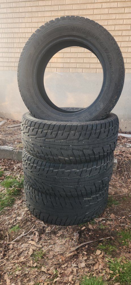 4 Himalya Federal 255 /55R 18