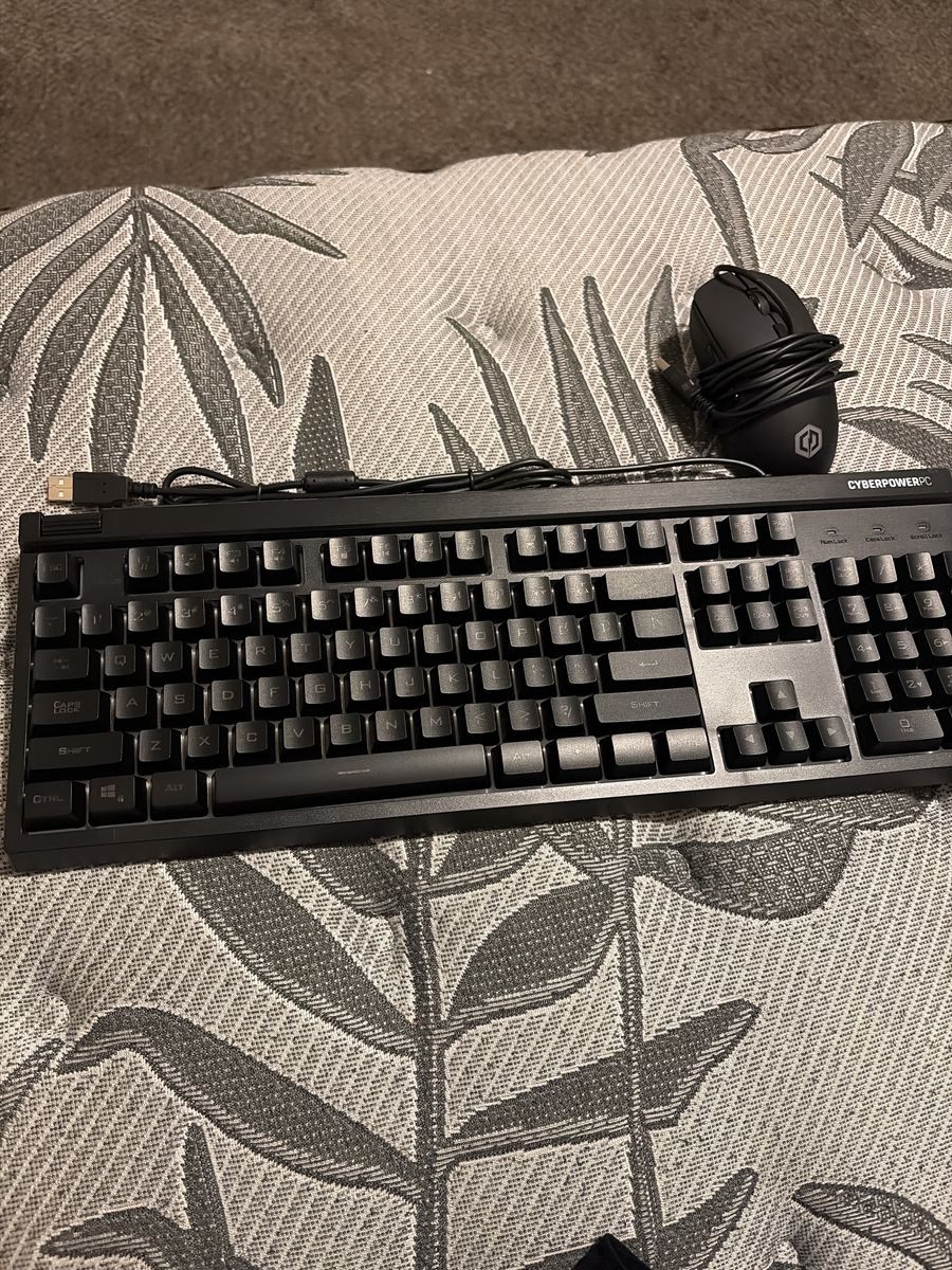 CyberPowerPC ( Mouse + Keyboard )
