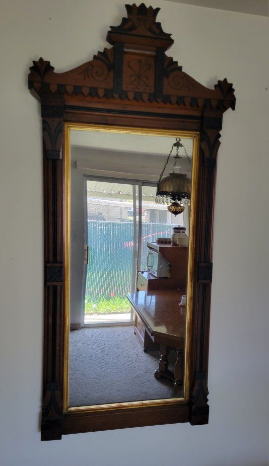 Antique A. Jos. Nurre Cincinnati Ohio Victorian Walnut Gilt Carved Wall Mirror