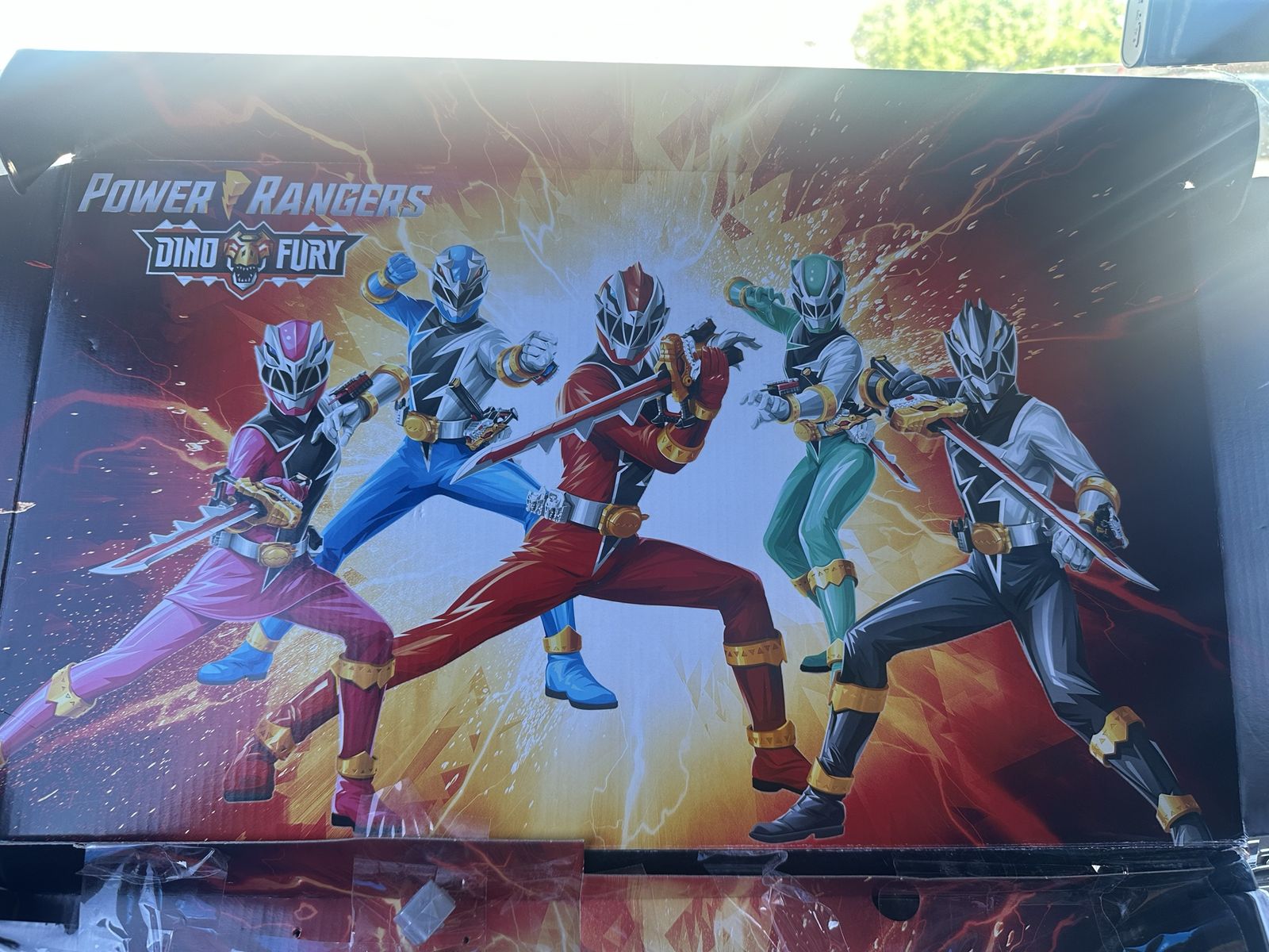 Main image 4