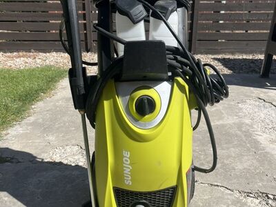 Pressure Washer