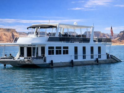 Lake Powell Houseboat and Club Membership - Seas the Time