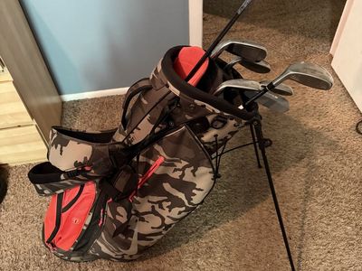 Callaway RAZR FIT Driver & Golf Club Set in Camo Stand Bag