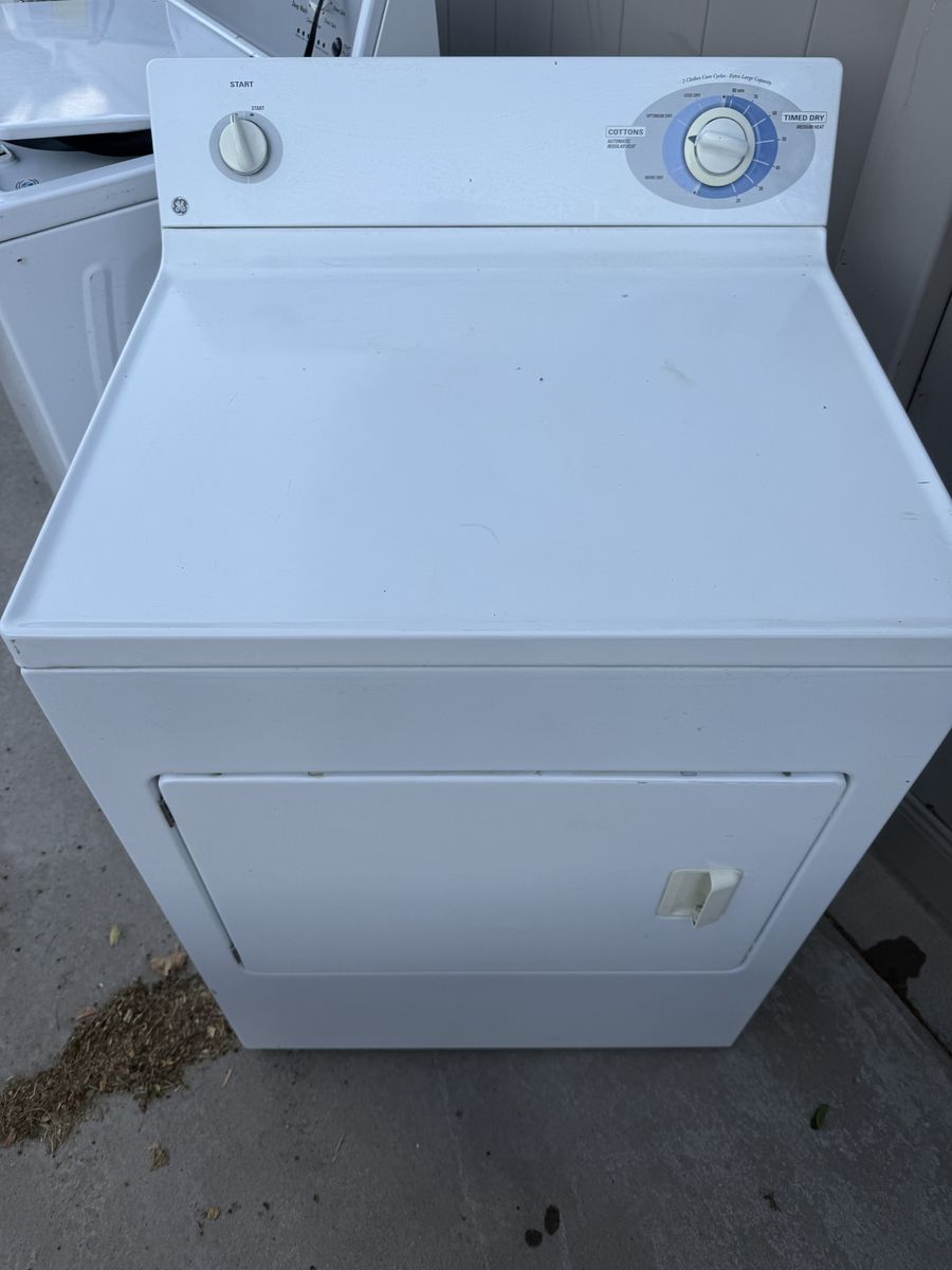 GE Electric Dryer DV223EB3WW - White, Standard Capacity, Timed Dry Function