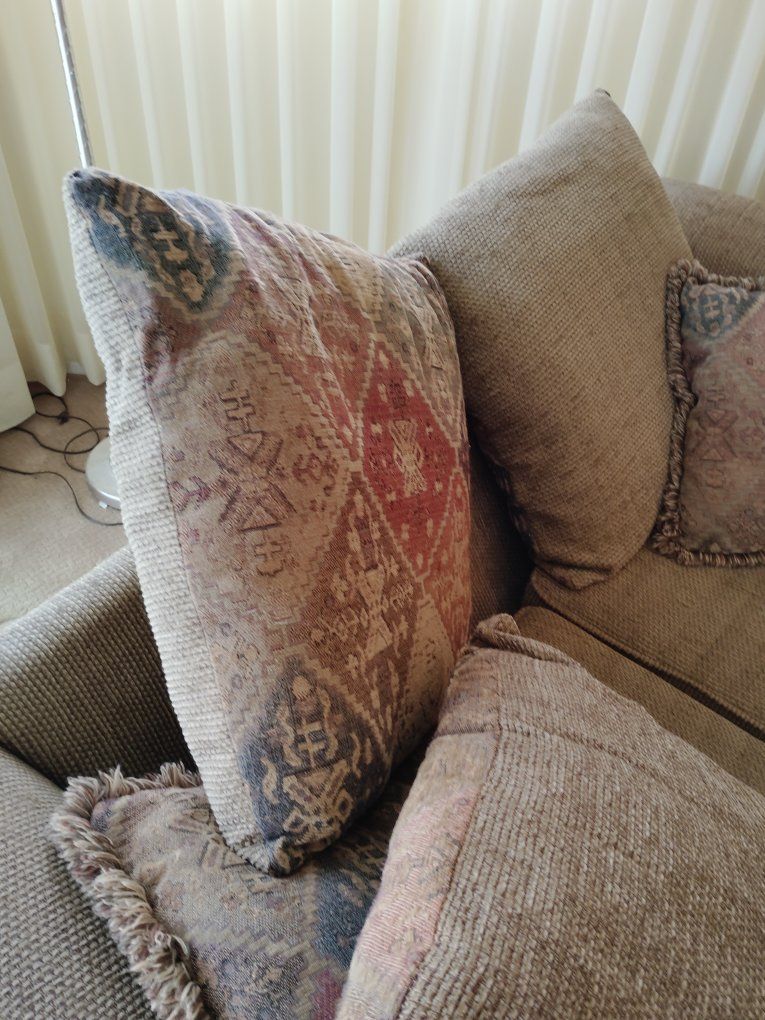 Main image 14