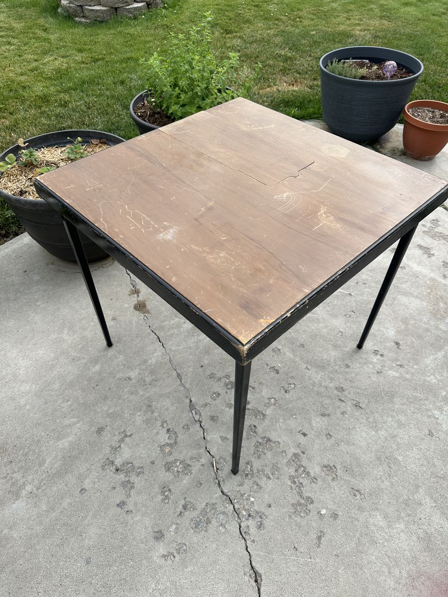 Vintage Singer Featherweight 221 / 222 Sewing Table - Early Wood Edition