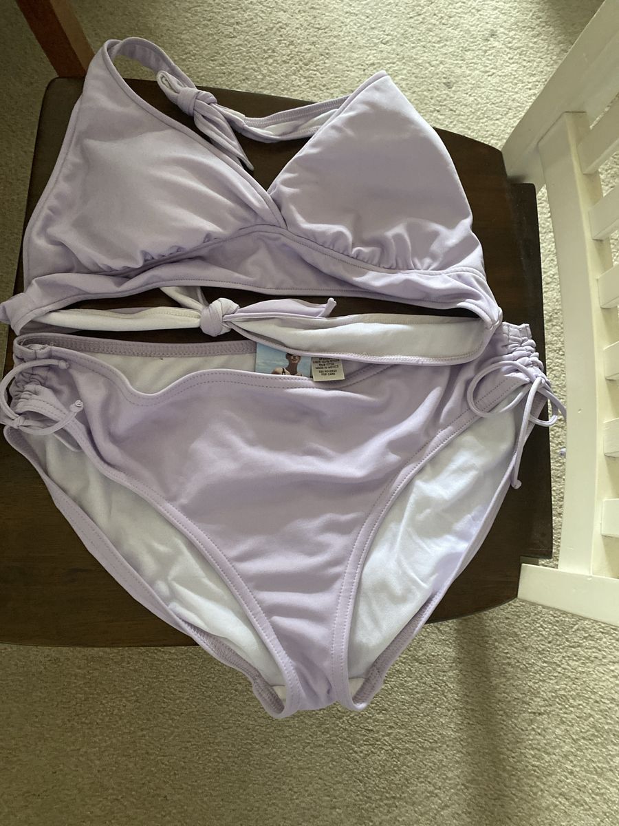 Cute lavender color bikini