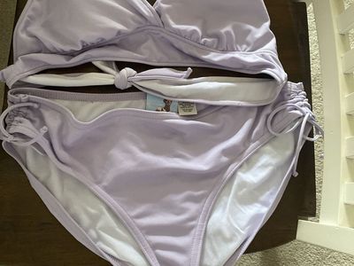 Cute lavender color bikini