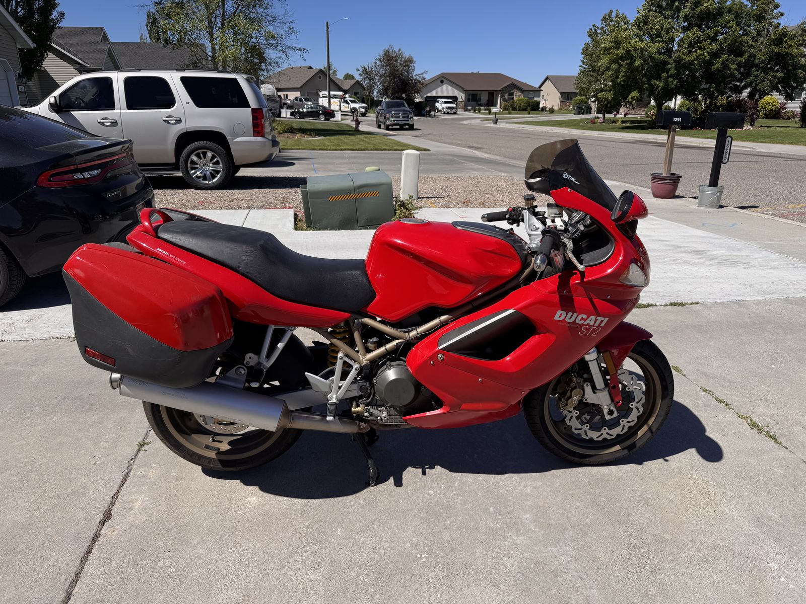 2000 Ducati ST2