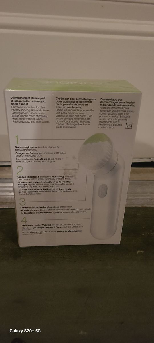 New! CLINIQUE SONIC SYSTEM