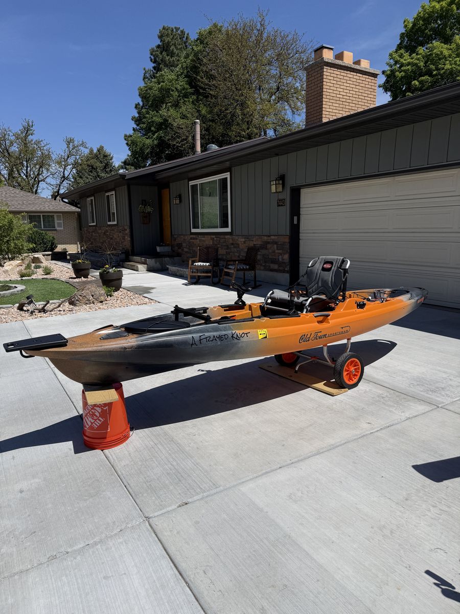 Old Town Sportsman Bigwater132 Fishing Kayak