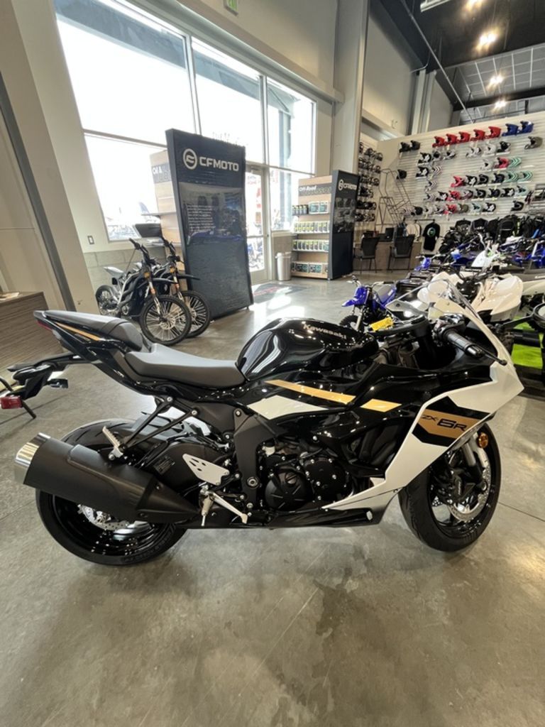 2026 KAWASAKI NINJA® ZX™-6R ABS - W43884