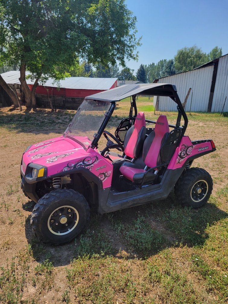 2009 polaris rzr 800 EXTREMELY LOW MILEAGE
