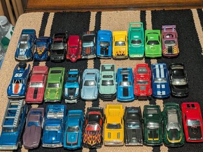 Assorted Lot of 30 Hot Wheels and Matchbox Cars