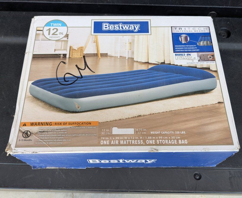 New Bestway Twin Air Mattress with Built in Pump
