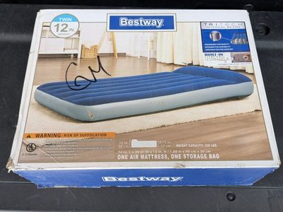 New Bestway Twin Air Mattress with Built in Pump