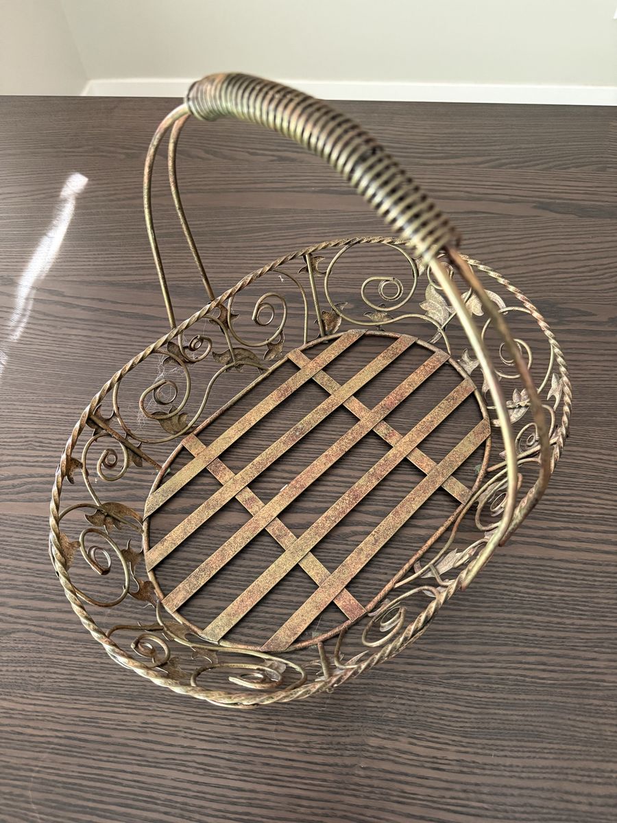 Main image 4