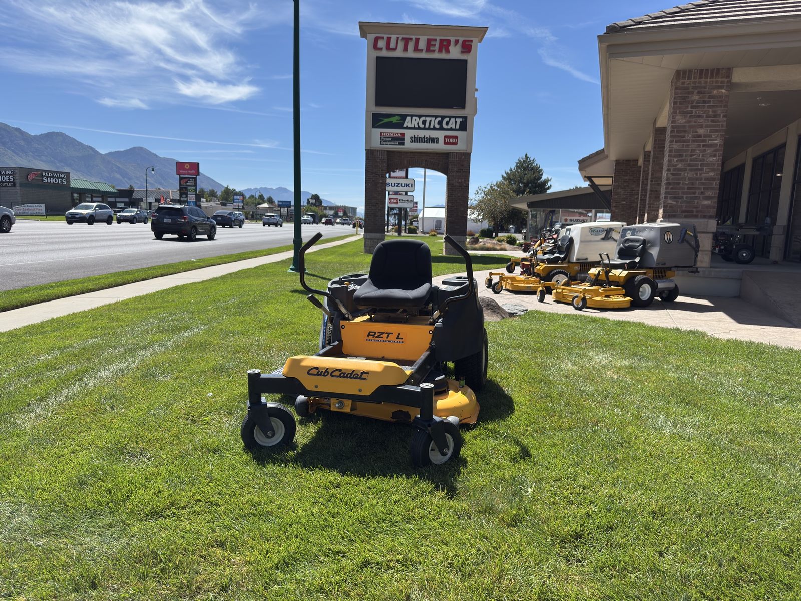Used Cub Cadet RZT L Zero Turn Mowers