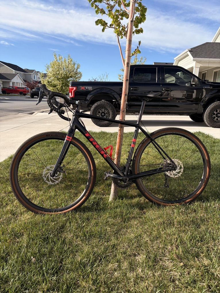 Trek Checkpoint ALR 3 - Gravel Bike