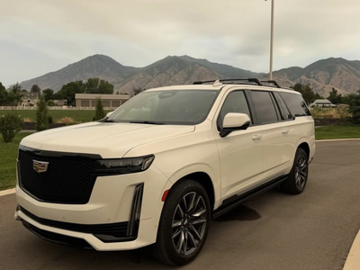 2022 Cadillac Escalade ESV Sport Platinum