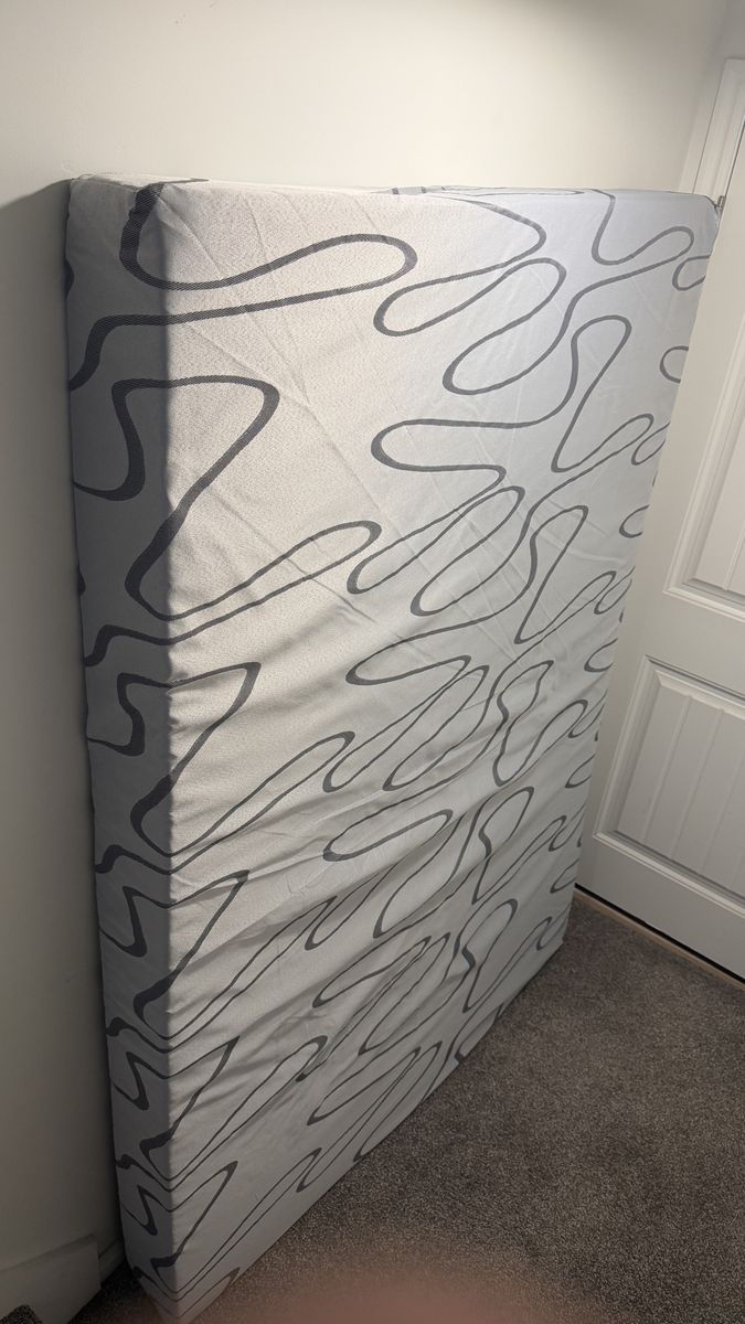 Like new Full Mattress