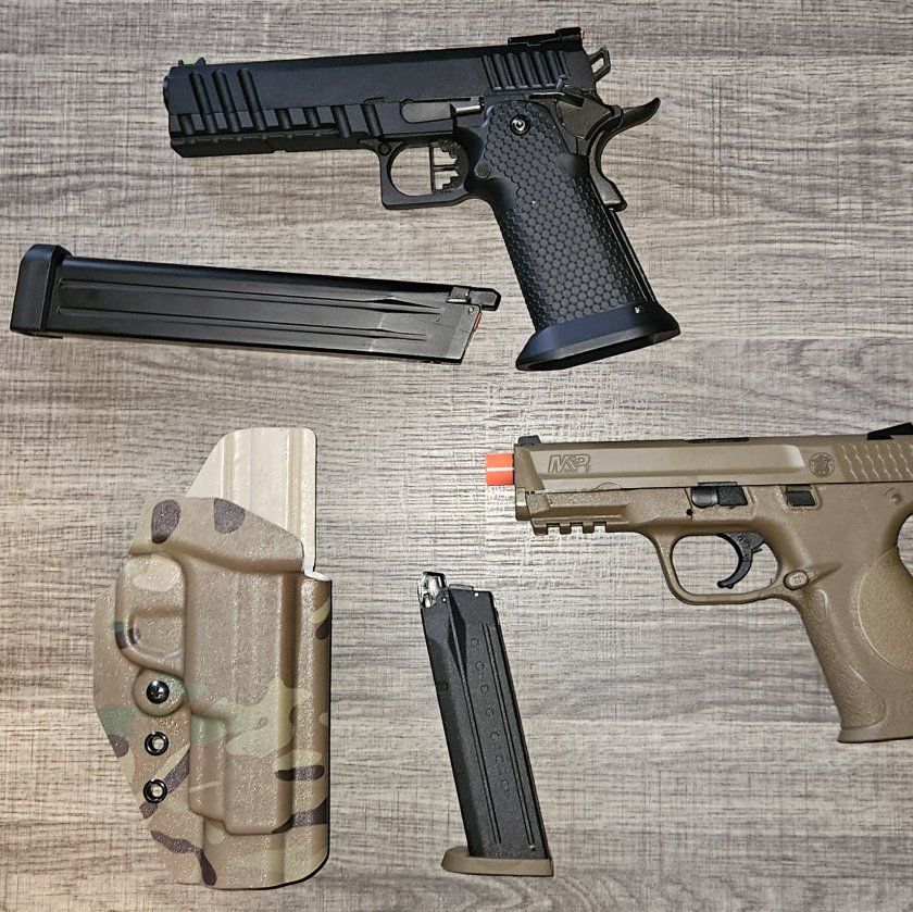Airsoft Pistols