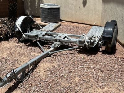 Tow dolly