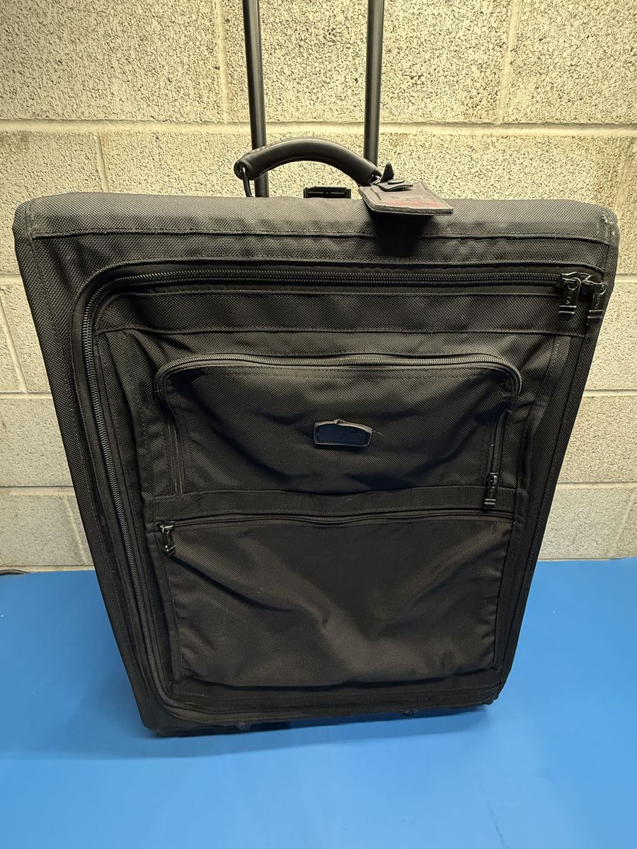 TUMI Alpha Large Expandable Rolling Suitcase Black Ballistic Nylon Luggage