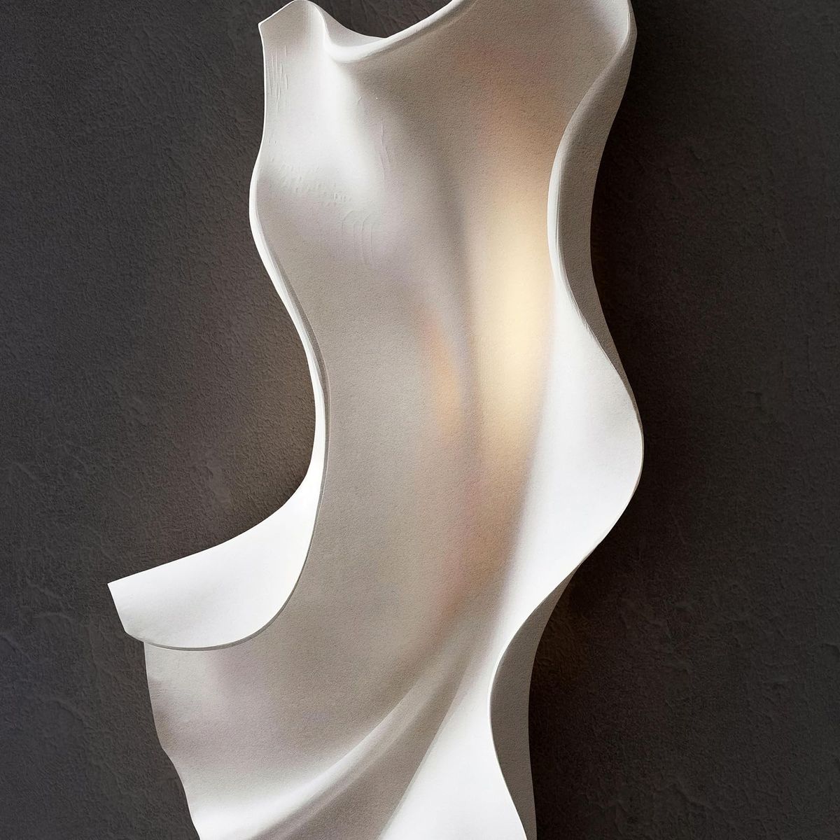 Main image 4