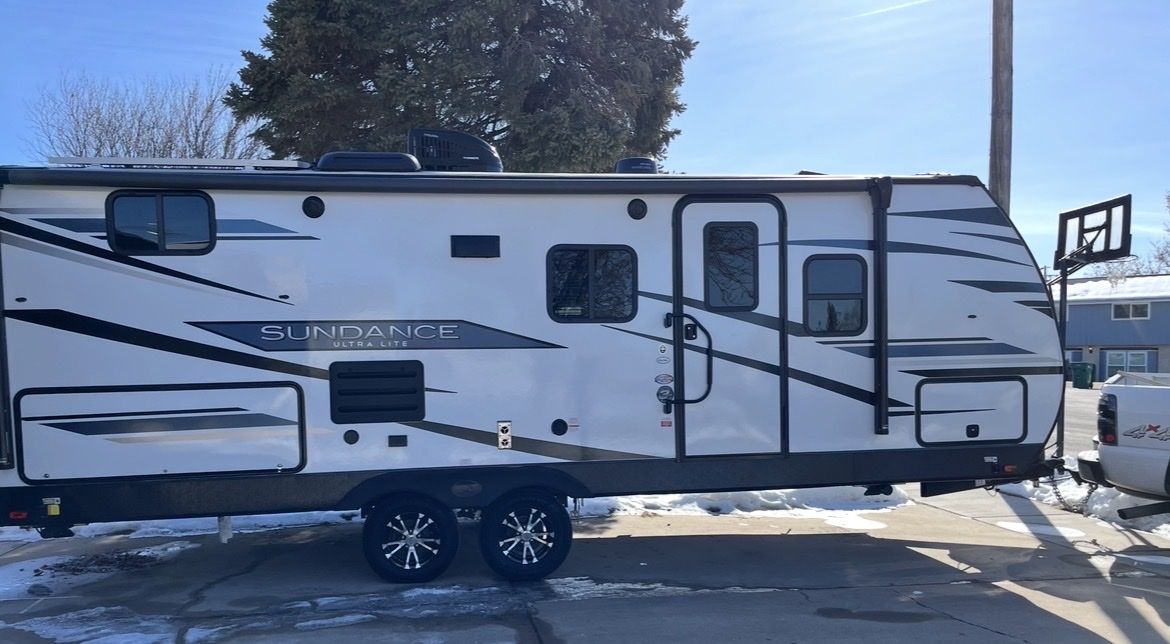 2022 Sundance ultralite 241BH