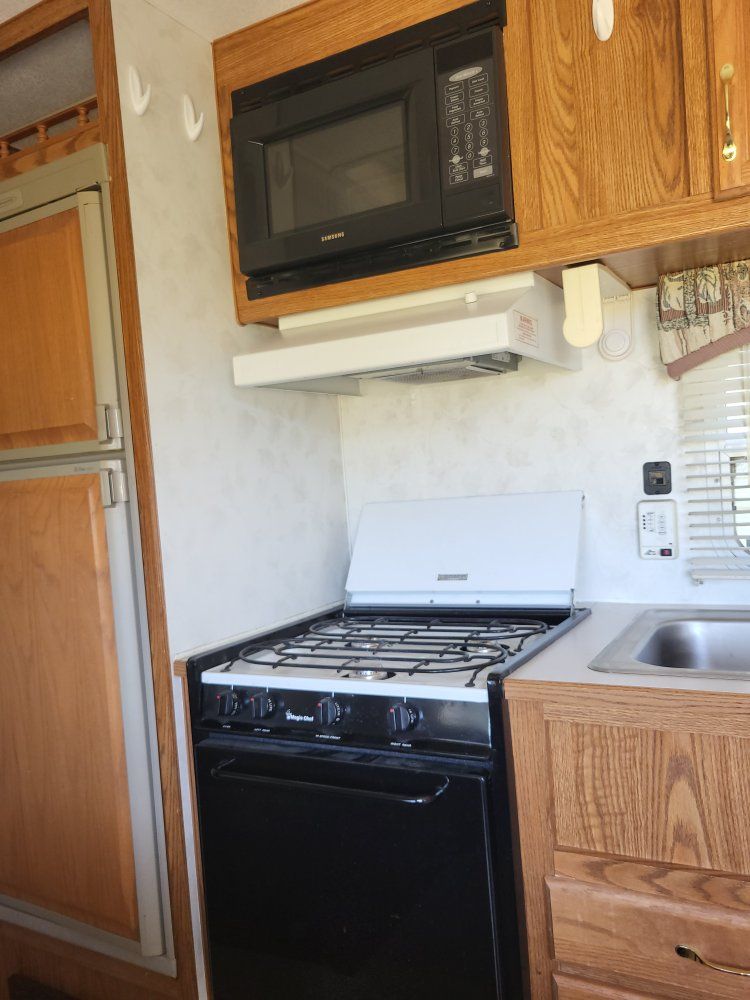 Main image 13