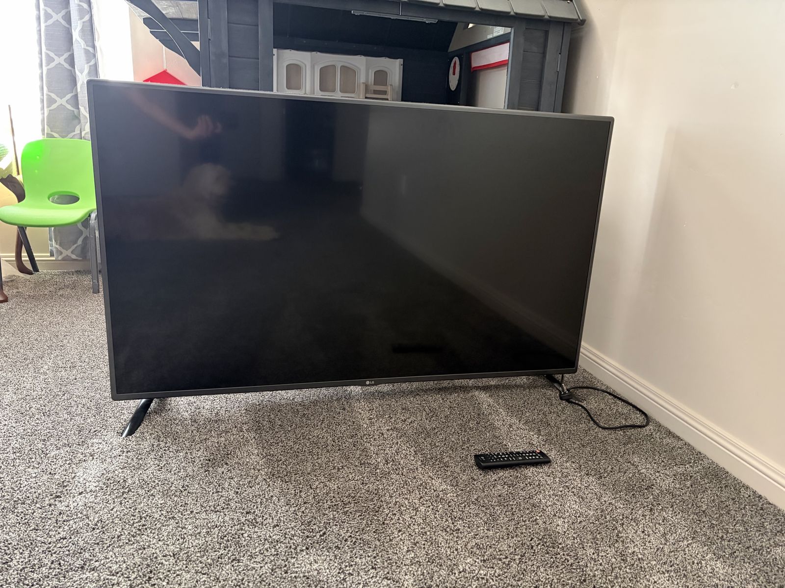 LG Smart TV with Apple TV