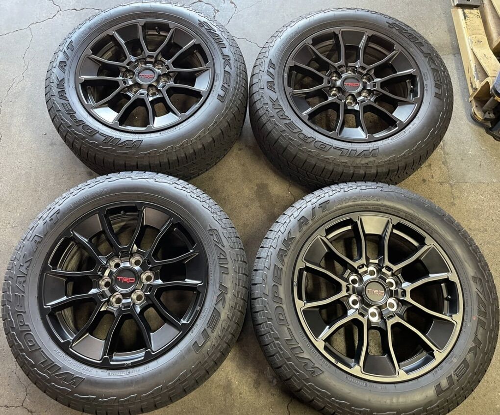 2025 TRD 20'' Black Wheels