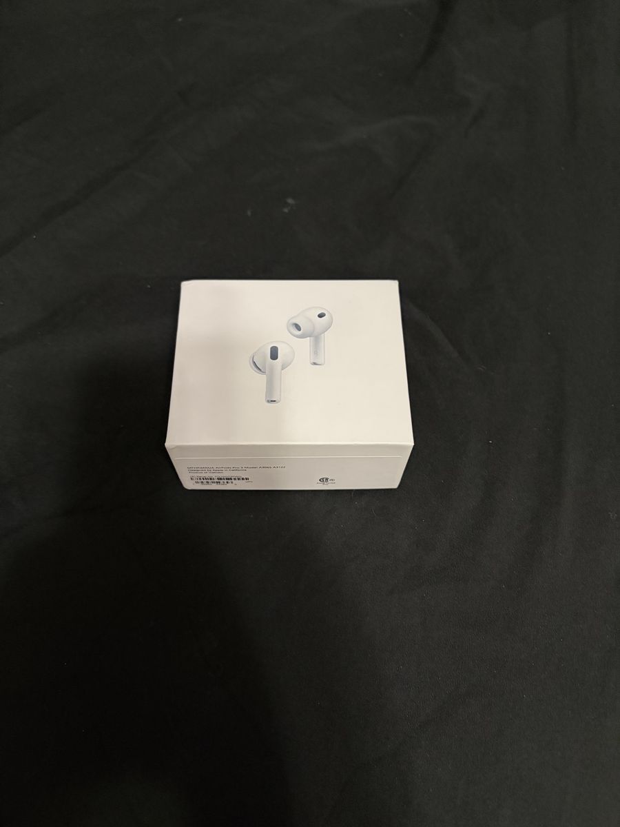 BRAND NEW APPLE AIRPODS 3 PRO