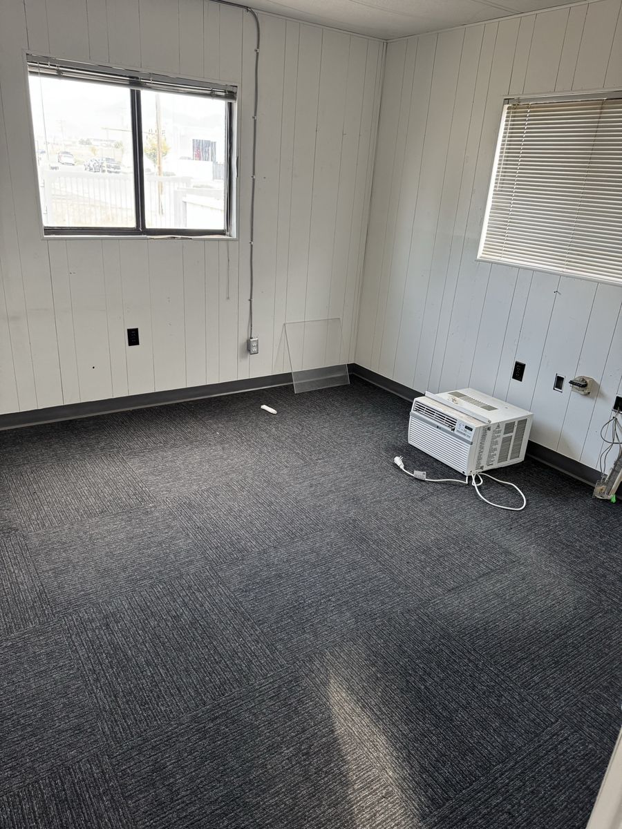 Main image 6
