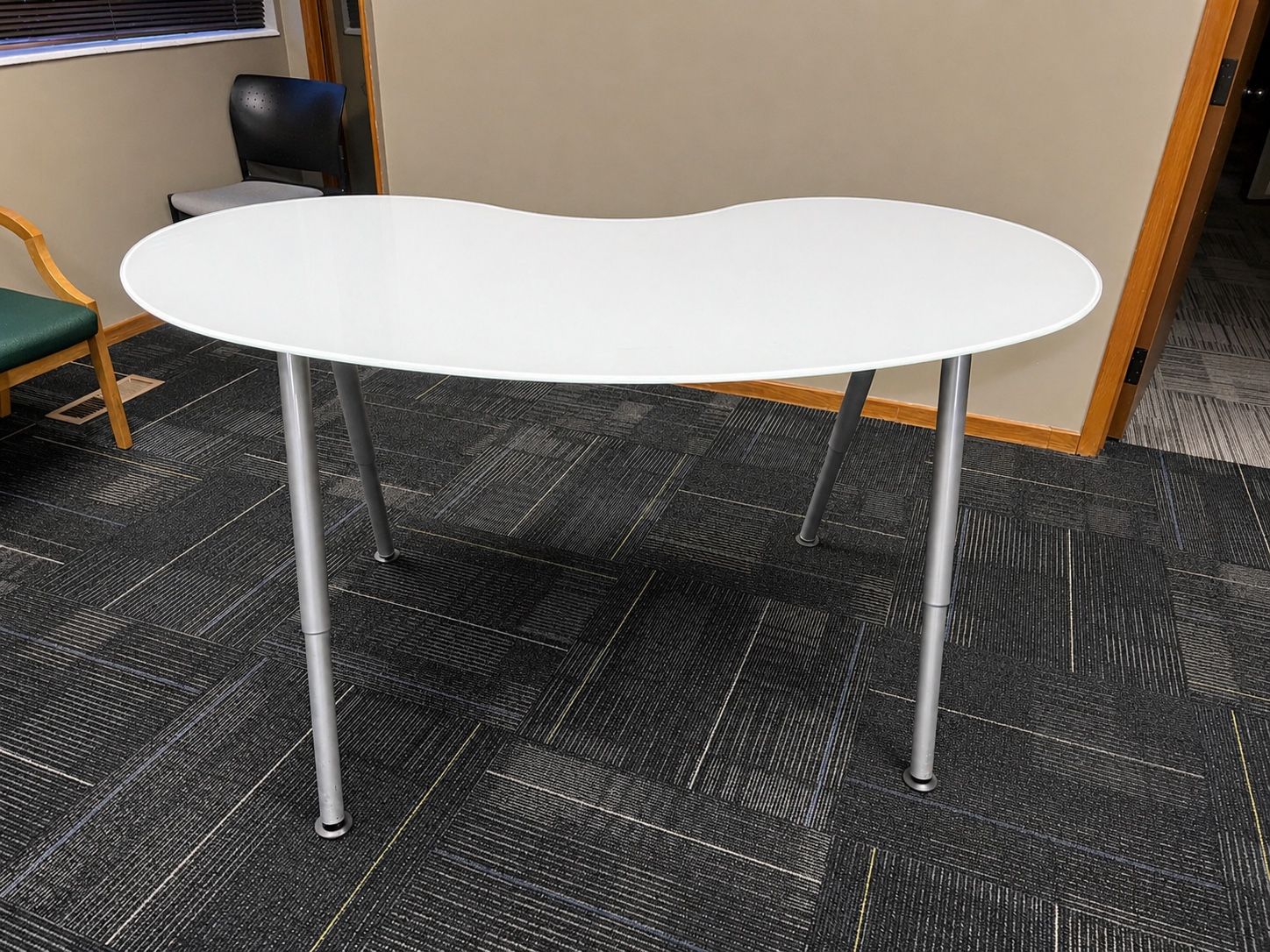 Modern Oval Office Table