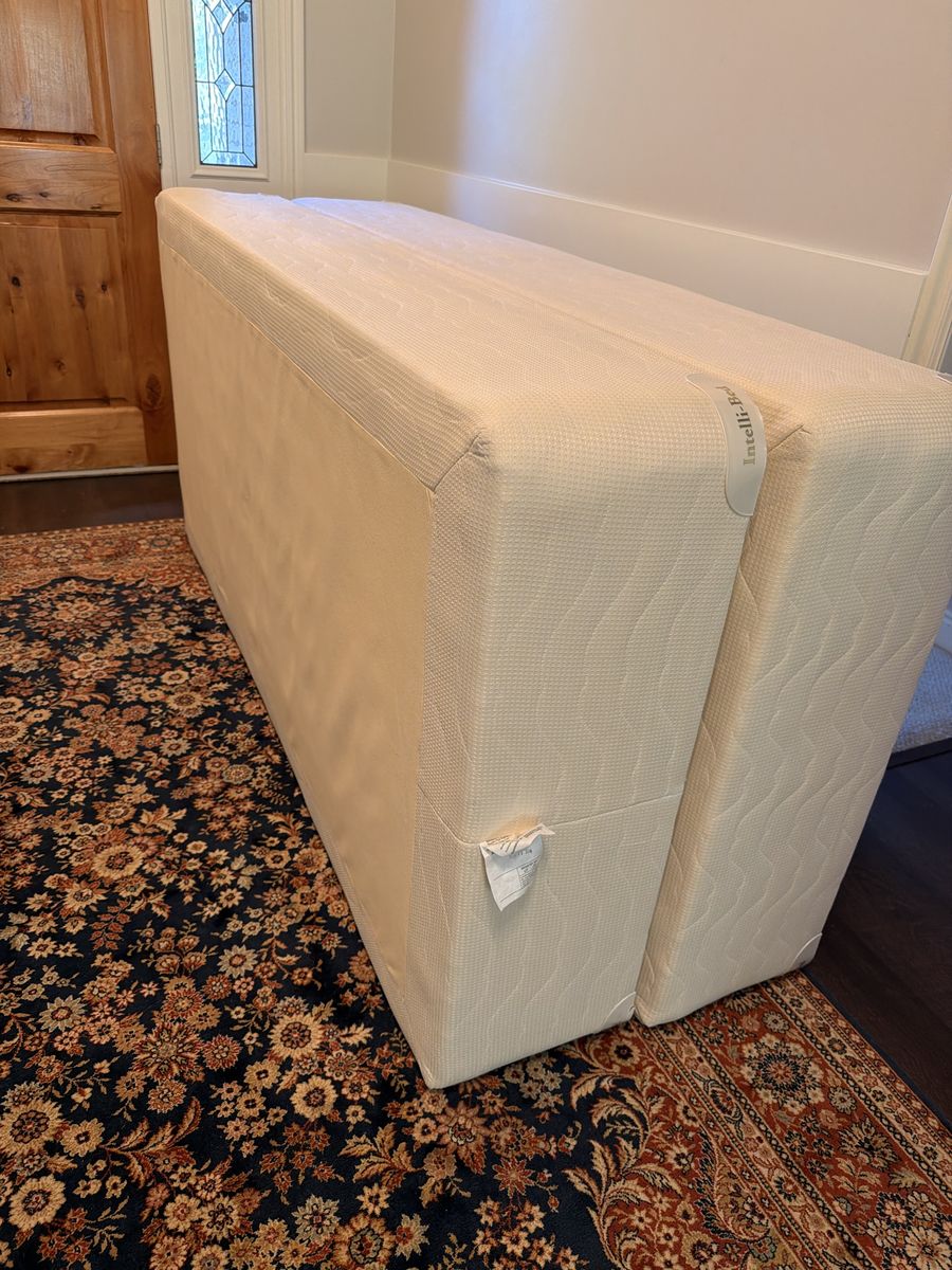 Intellibed King Box Spring (Set of 2 Twin Foundations)