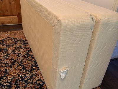 Intellibed King Box Spring (Set of 2 Twin Foundations)