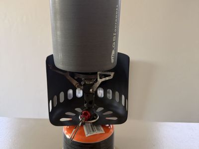 Lightweight Stove Canister Windscreen