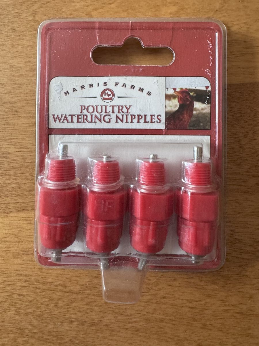 Harris Farms Poultry Watering Nipples, 4-Pack, Red - New in Package