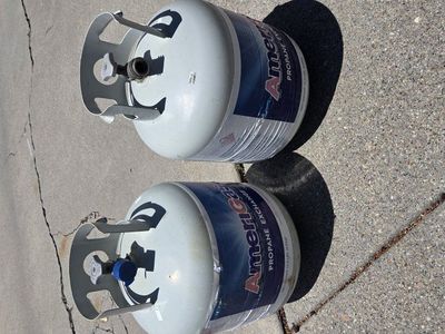 2 AmeriGas 20lb Propane Tanks – Mostly Full