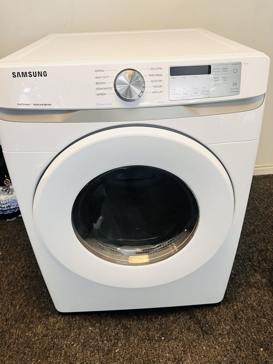 Like new Samsung electric dryer