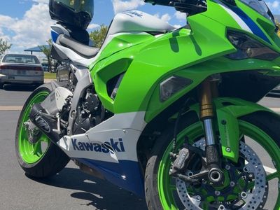 Kawasaki ZX-6R Ninja Green/Blue/White Sportbike