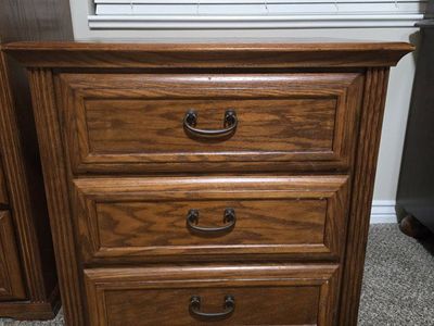 Oak Finish 3-Drawer Nightstand End Table Wood Dresser Storage Cabinet