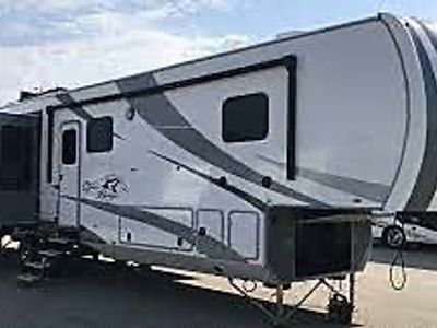 2020 Open Range Fifth Wheel RV Trailer - Luxury Interior with Island Kitchen & Slide-Outs